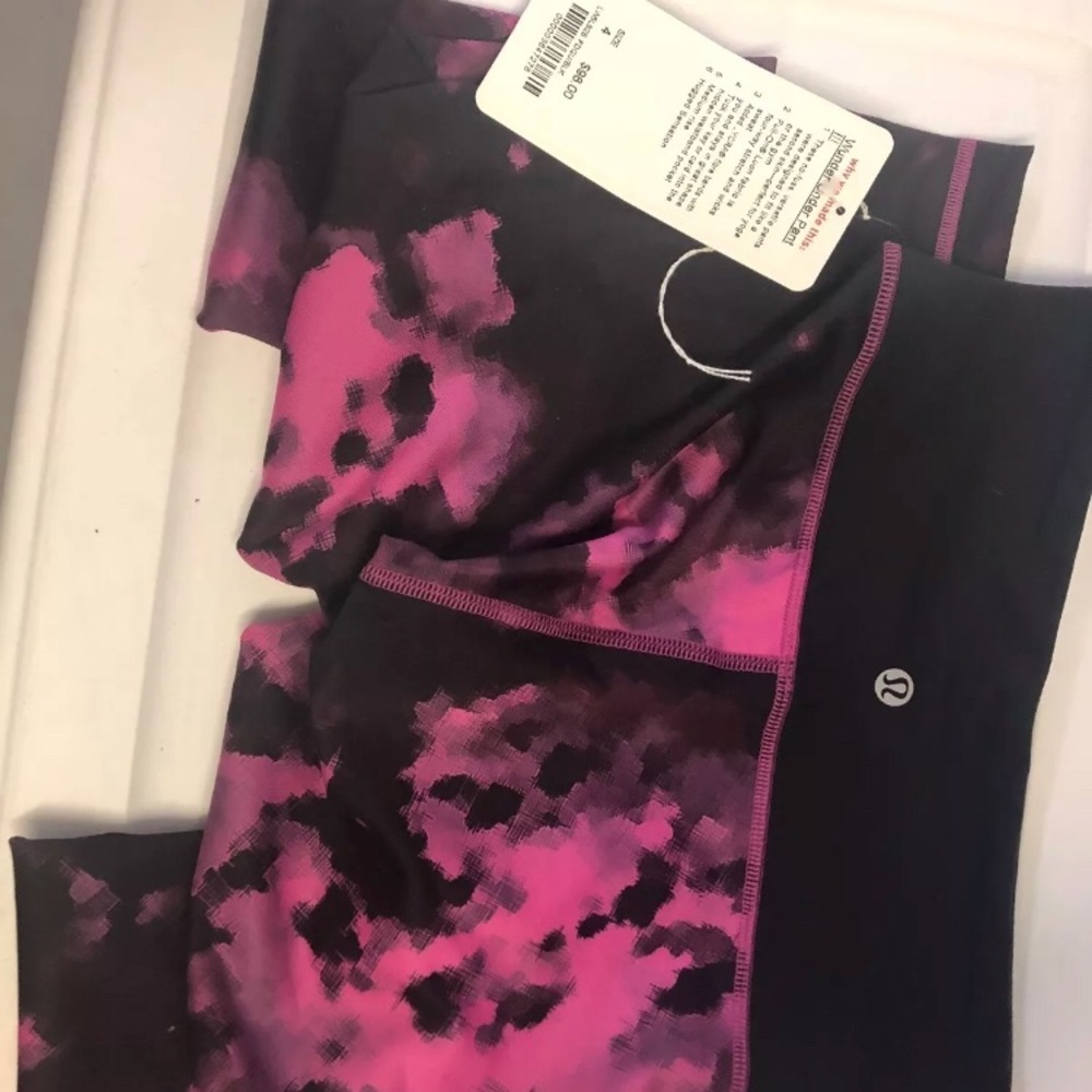 NWT lululemon Wunder Under